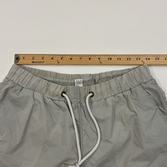 Classic Solid Board Shorts for Men Mesh Lined Breathable Swimming Bathing Suit - Picture 4 of 6